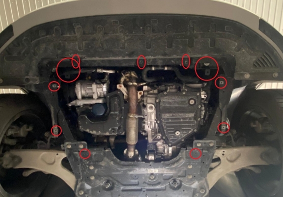 Kryt pod motor Fiat 600