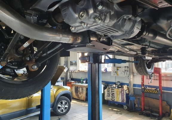 Hliníkový kryt pod EGR ventil Dacia Duster