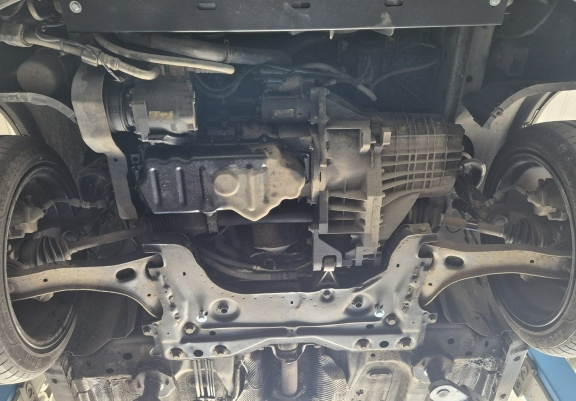 Kryt pod motor Ford Transit Connect