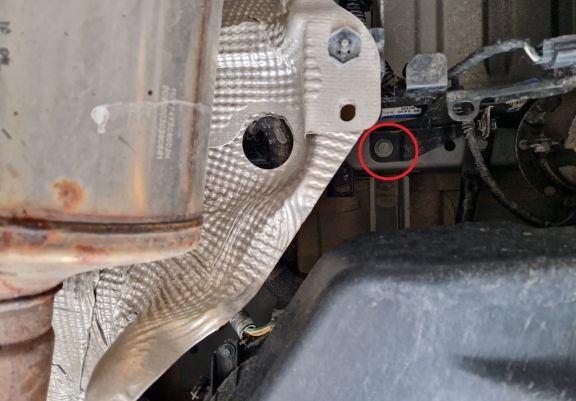 Kryt pod katalyzator/cat lock Renault Trafic