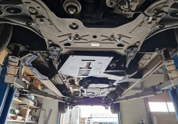 Kryt pod katalyzator/cat lock Renault Trafic