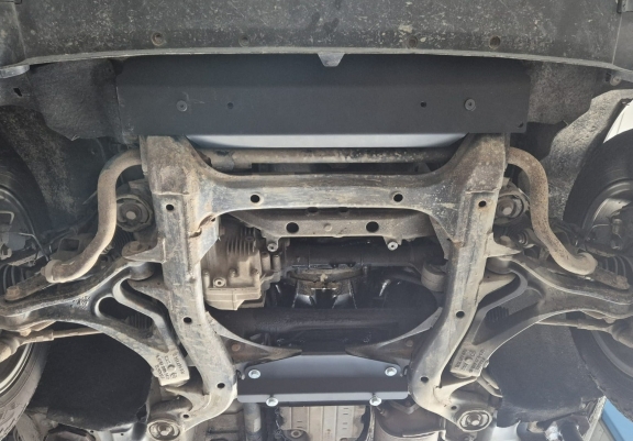Kryt pod motor Volkswagen Touareg 7L
