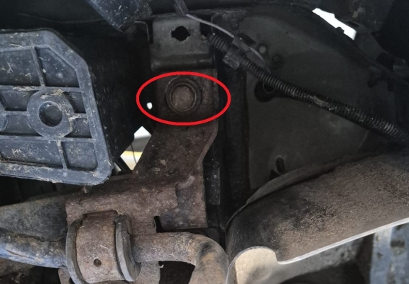 Kryt pod motor Renault Twingo