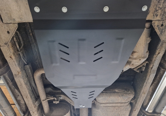 Hliník kryt pod převodovka Nissan Pathfinder