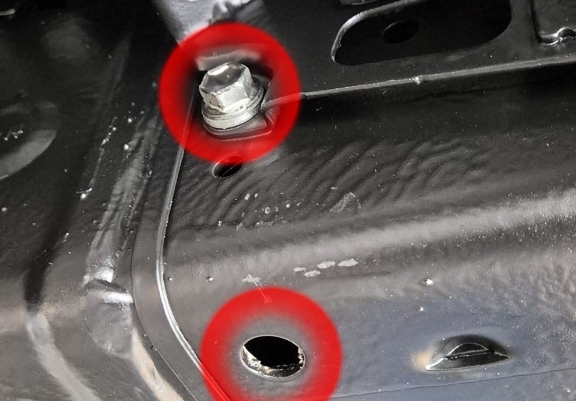 Kryt pod diferenciál Toyota Hilux