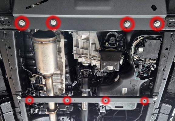 Kryt pod diferenciál Toyota Hilux