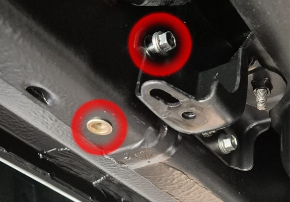 Kryt pod diferenciál Toyota Hilux